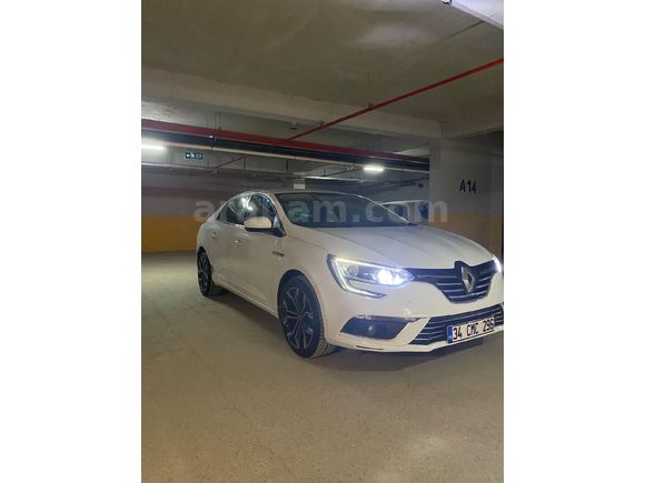 Sahibinden Renault Megane 1.5 Blue DCI Touch 2019 Model