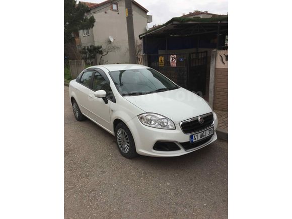 Sahibinden Fiat Linea 1.3 Multijet Pop 2015 Model  230.000 km Beyaz