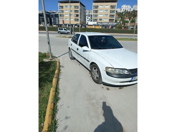 opel vectra