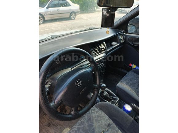 opel vectra