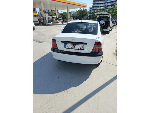 opel vectra