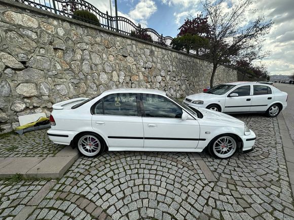 Sahibinden Honda Civic 1.6 i ES 1999 Model 
