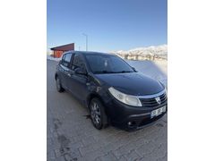 Sahibinden Dacia Sandero 1.4 Laureate 2009 Model 