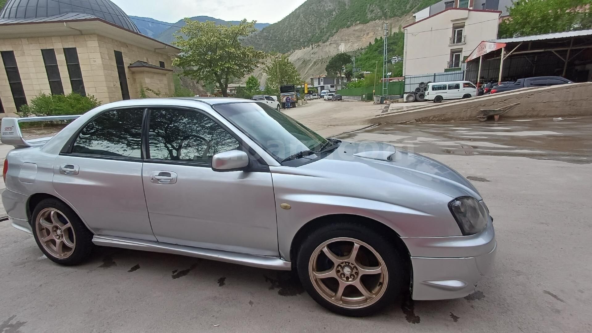 Sahibinden Subaru Impreza 1.6 TS 2003 Model Artvin 293.400 km Gri 2