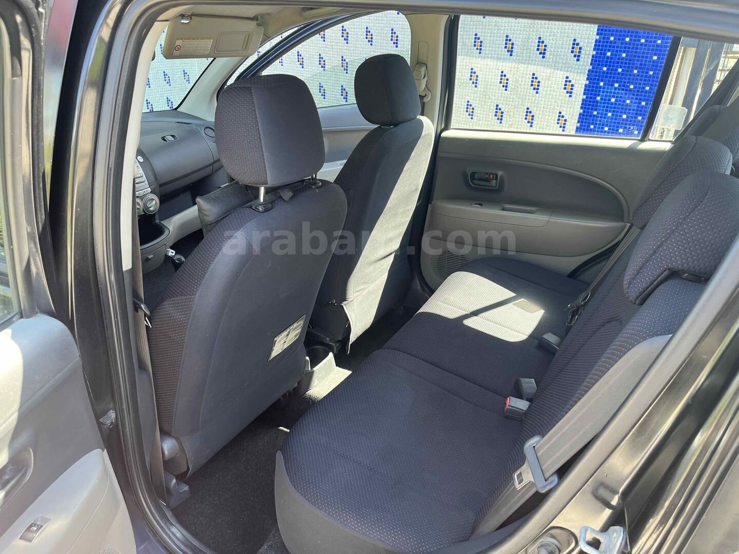 Sahibinden Daihatsu Sirion 1.0 2007 Model Kocaeli 221.000 km Siyah 4
