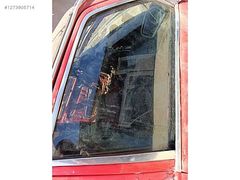 123 kasa Mercedes ön kapı camı