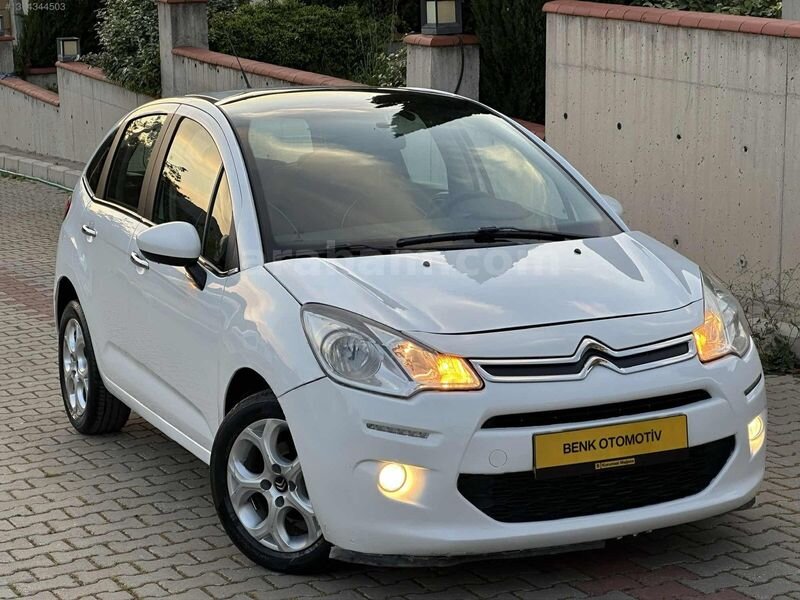 Galeriden Citroen C3 1.2 VTi Cool 2015 Model İzmir 165.000 km Beyaz