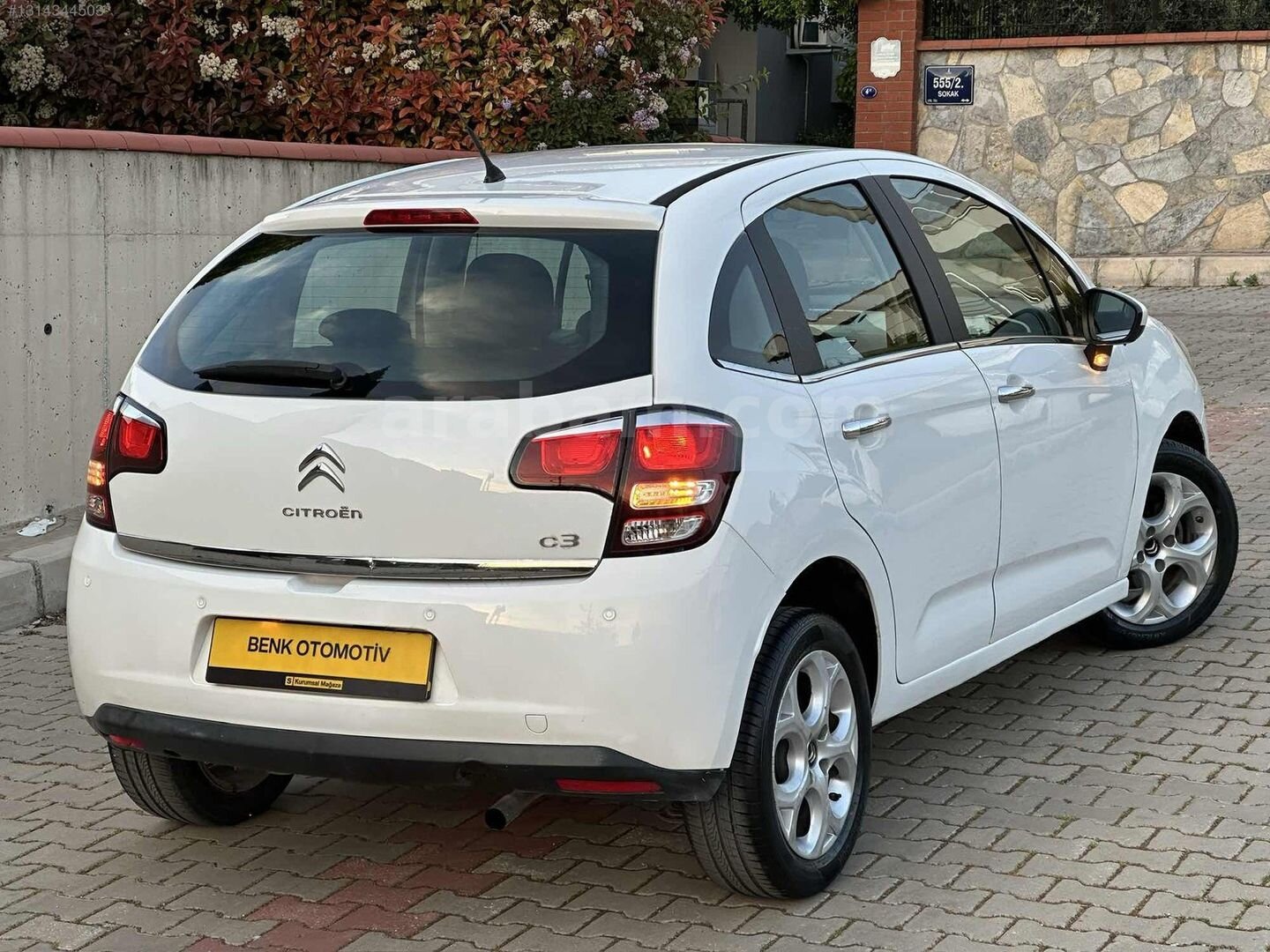 Galeriden Citroen C3 1.2 VTi Cool 2015 Model İzmir 165.000 km Beyaz 4