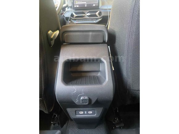 Sahibinden Renault Duster 1.6 E-Tech Techno 2025 Model 