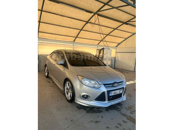 Sahibinden Ford Focus 1.6 TDCi Trend X 2013 Model  Gri