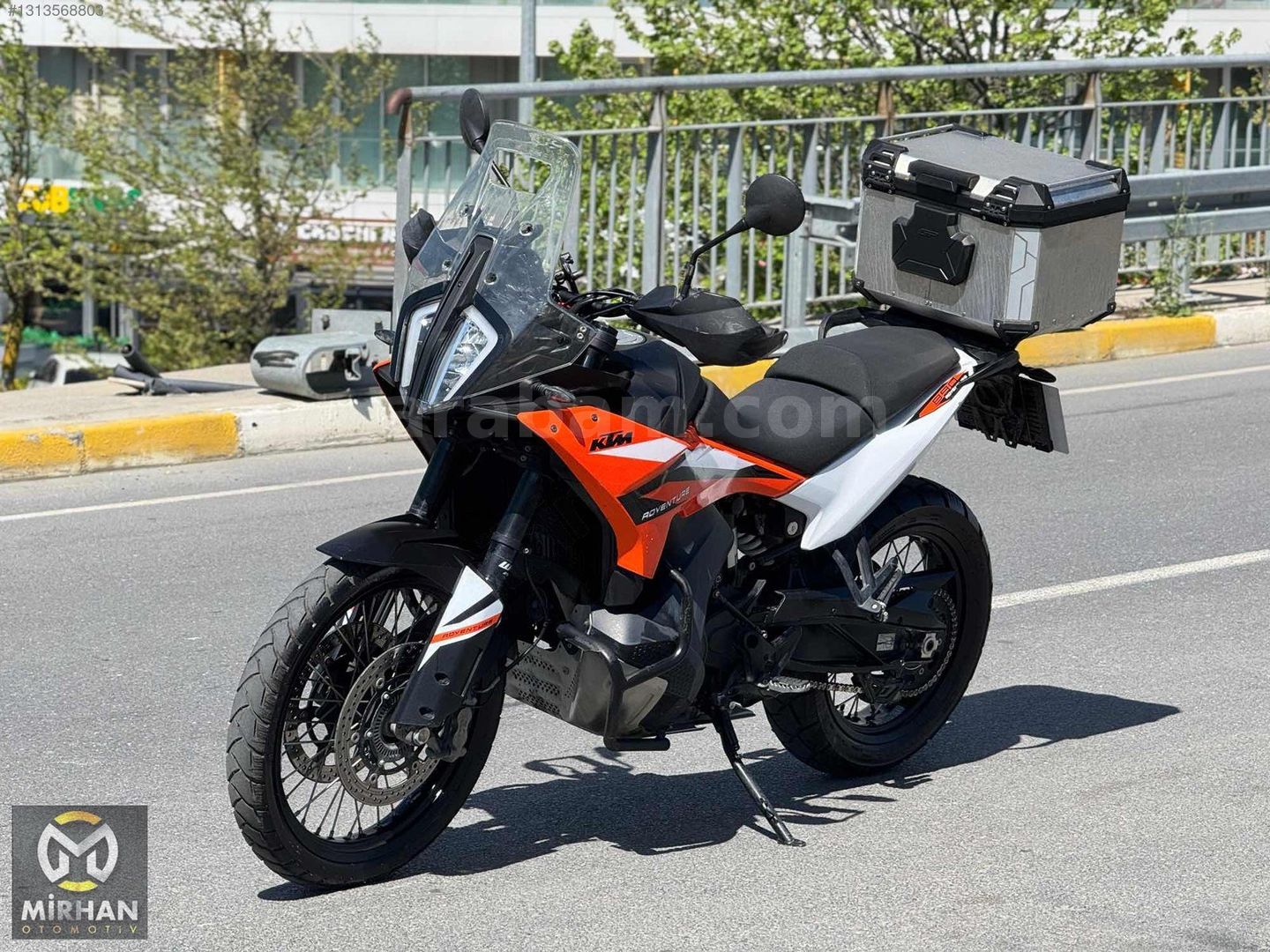 Galeriden KTM 890 Adventure 2024 Model İstanbul 46.000 km Turuncu