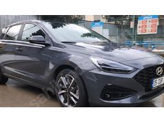 Sahibinden Hyundai i30 1.5 T-GDI  PRİME PAKET cam tavan çok düşük km de 2025 Model