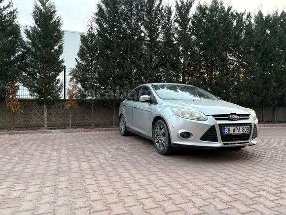Sahibinden Ford Focus 1.6 Ti-VCT Style 2012 Model Kayseri
