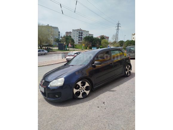 Eksttralı Golf 5 aracımı model yükseltmek için satıyorum.
