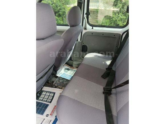Sahibinden Renault Kangoo Multix 1.5 dCi Expression 2005 Model