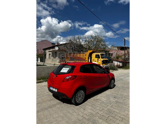 Sahibinden Mazda 2 1.3 Mid 2008 Model