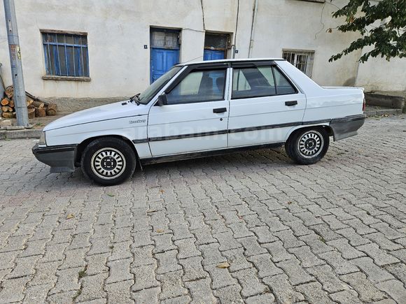 Galeriden Renault R 9 1.4 Broadway 1995 Model Denizli