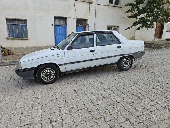 Galeriden Renault R 9 1.4 Broadway 1995 Model Denizli