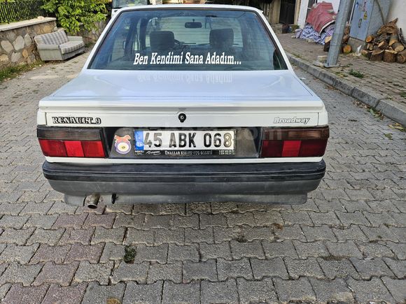 Galeriden Renault R 9 1.4 Broadway 1995 Model Denizli