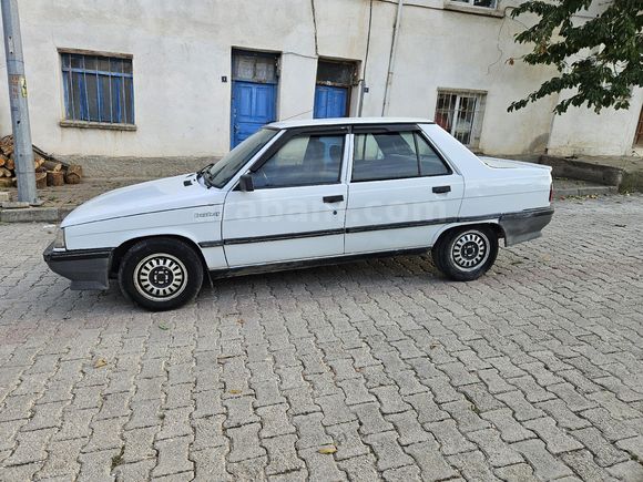 Galeriden Renault R 9 1.4 Broadway 1995 Model Denizli