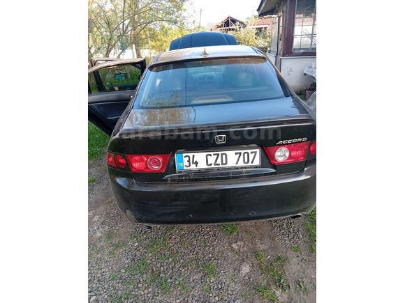 Sahibinden Honda Accord 2.4 Executive 2004 Model  360.000 km Siyah