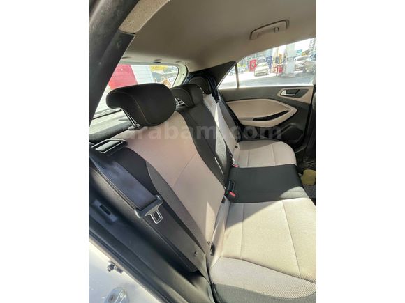 Sahibinden Hyundai i20 1.4 MPI Style 2017 Model 