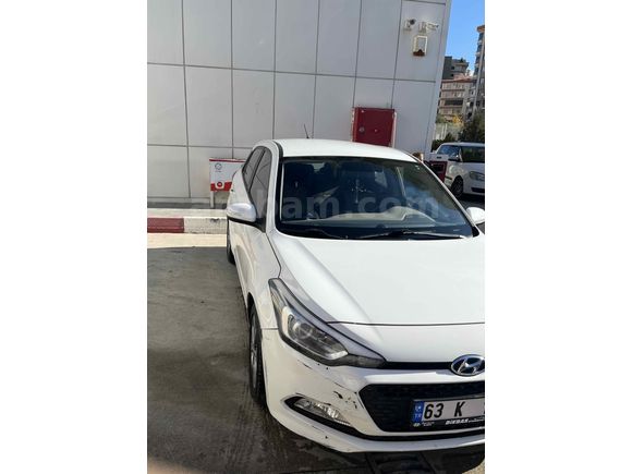 Sahibinden Hyundai i20 1.4 MPI Style 2017 Model 