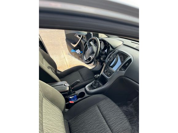 Sahibinden Opel Astra 1.6 Edition 2015 Model Temiz Araç