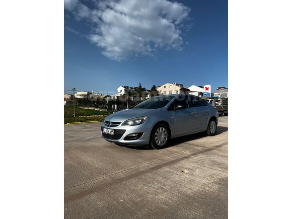 Sahibinden Opel Astra 1.6 Edition 2015 Model Temiz Araç