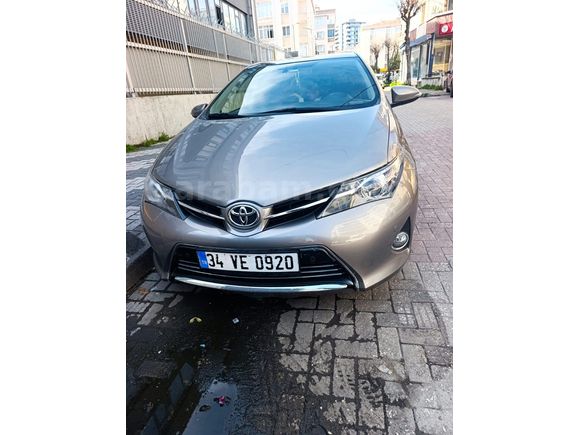 Sahibinden Toyota Auris 1.6 Premium 2013 Model