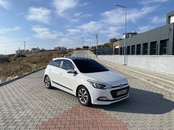 Sahibinden Hyundai i20 1.2 MPI Elite 2014 Model 