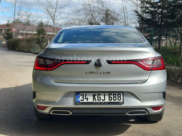 Sahibinden Renault Megane 1.3 TCe Touch 2023 Model