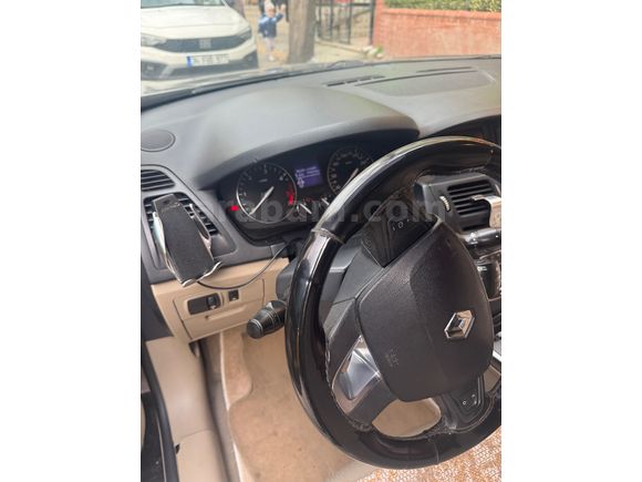 Sahibinden Renault Latitude 1.5 dCi Privilege 2011 Model 
