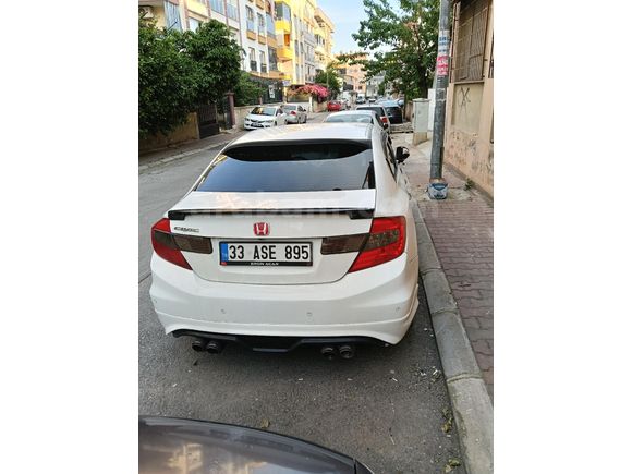 Muayene yeni yapıldı 05/06/2028 Sahibinden Honda Civic 1.6 ivitec Premium 2013 Model    Beyaz
