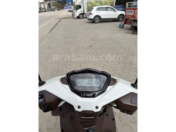 2023 MODEL 7**KM  SIFIR AYARINDA DAHS 125  BLUETOOTH +NAVİGASYON 