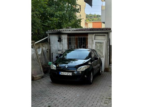 Sahibinden Renault Megane 1.5 dCi Expression 2011 Model 