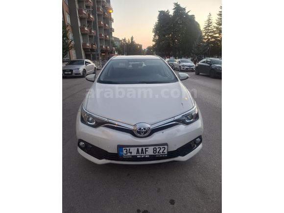 Otomatik Toyota Auris 1.6 Active 2017 Model Çorum