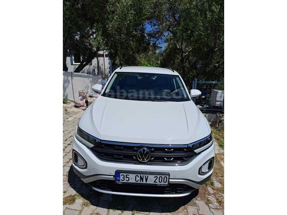 Memur emeklisinden sıfır ayarında Volkswagen T-Roc 1.5 TSI Life 2025 Model 