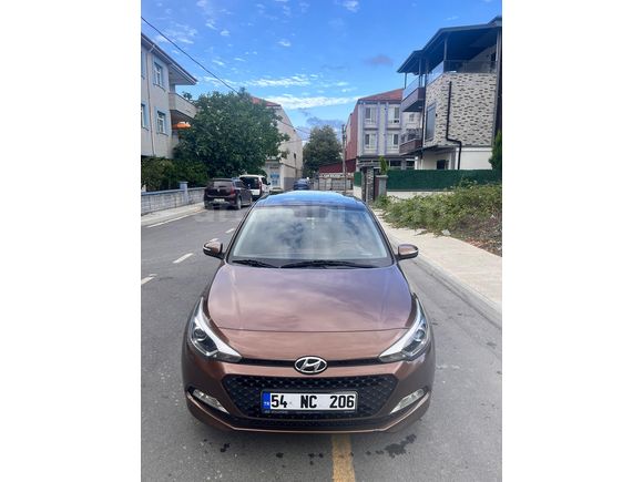 Sahibinden Hyundai i20 1.4 MPI Style 2017 Model