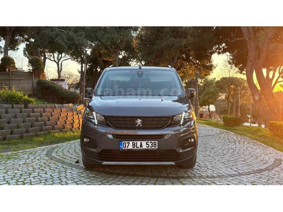 Sahibinden Peugeot Rifter 1.5 BlueHDI GT 2023 Model 