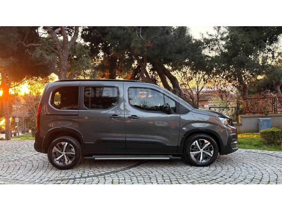 Sahibinden Peugeot Rifter 1.5 BlueHDI GT 2023 Model 