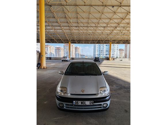 Sahibinden Renault Clio 1.4 RXT 2001 Model