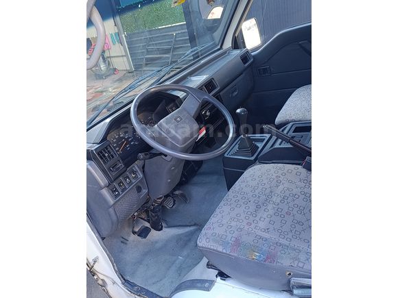 Sahibinden Mitsubishi L 300 Camlı Van 1999 Model 