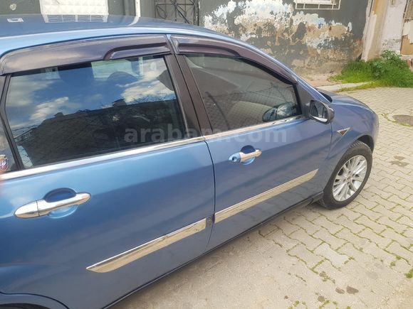 Sahibinden Ford Focus 1.6 Ghia 2001 Model Uşak