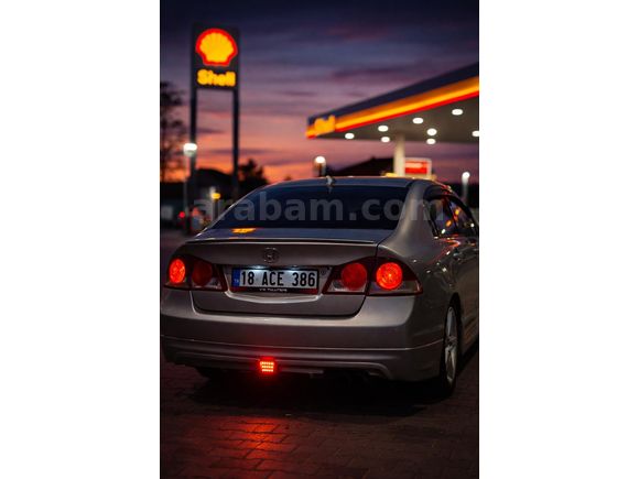 Sahibinden Honda Civic 1.6i VTEC Elegance 2007 Model