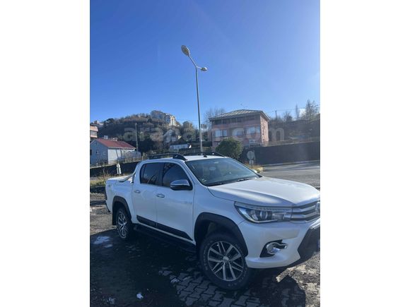 Sahibinden Toyota Hilux 2.4 D-4D 4x4 Hi-Cruiser 2018 Model 
