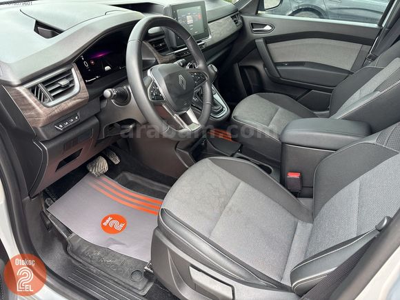 Otokoç 2.El SİVAS'dan Renault Kangoo Multix 1.5 BluedCi Iconic
