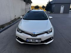 Öğretmenden Boyasız Değişensiz Toyota Auris Cam Tavanlı 1.6 Advance Skypack 2016 Model 