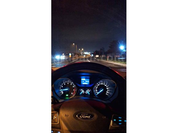 Sahibinden Ford Focus 1.6 Ti-VCT Trend X 2015 Model 
