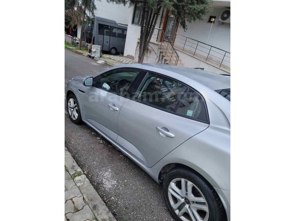 Sahibinden Renault Megane 1.5 Blue DCI Joy 2020 Model 